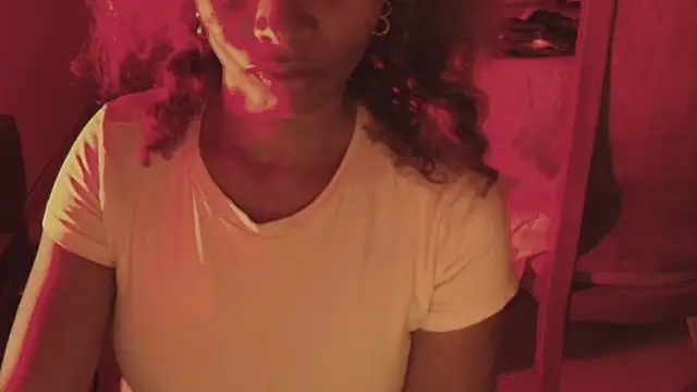 SashaBrianna99 online show from October 22, 2025, 2:33 am