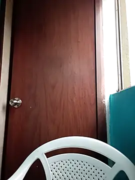 carolina linarez69 online show from November 27, 2025, 9:48 pm