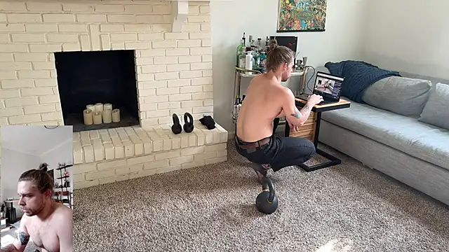 DaddydayDrinkzz online show from December 4, 2024, 6:11 pm