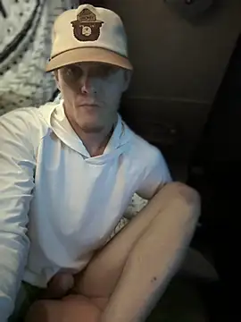 Snapshot of devinshd chatting on December 22, 2025, 12:44 am devinshd online show from December 22, 2025, 12:44 am