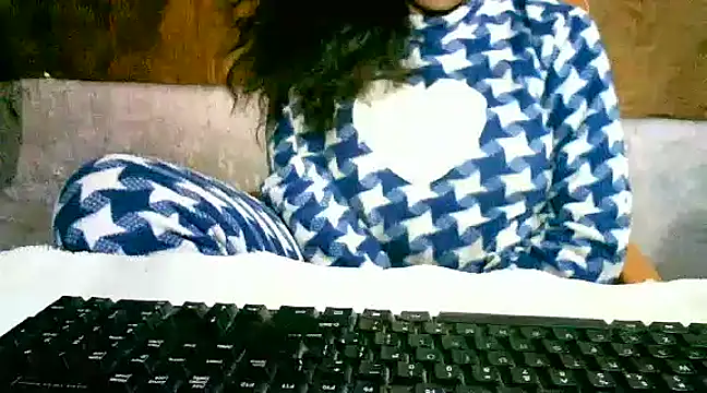 Sexy Dimpy online show from December 1, 2024, 6:13 pm