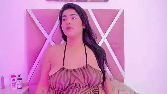 charlotterichardss online show from November 5, 2025, 3:20 am