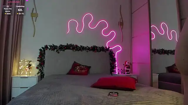 flora off online show from January 19, 2025, 5:58 am