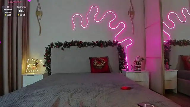 flora off online show from January 9, 2025, 12:30 pm