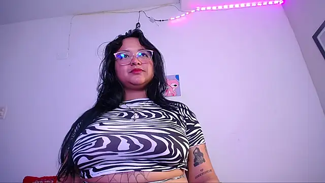 Snapshot of alaia_03 chatting on November 5, 2025, 1:09 am alaia 03 online show from November 5, 2025, 1:09 am