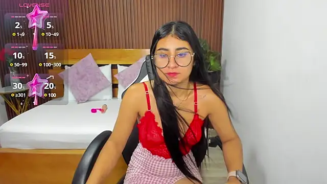 Snapshot of evelin_leroy chatting on March 11, 2025, 12:06 pm evelin leroy online show from March 11, 2025, 12:06 pm