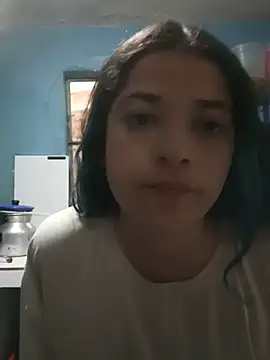 Elvishcassie  online show from May 31, 2026, 11:27 am