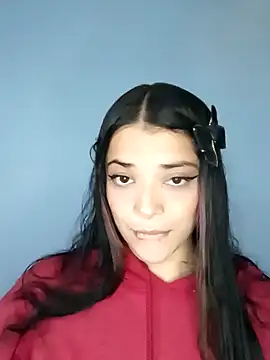 Elvishcassie  online show from February 5, 2025, 9:07 pm