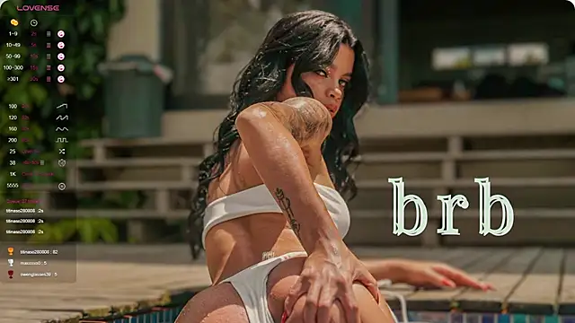 Snapshot of mia_world_ chatting on February 10, 2025, 5:36 am mia world online show from February 10, 2025, 5:36 am