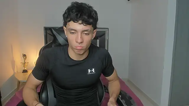 enzo sloran online show from November 7, 2025, 12:26 am