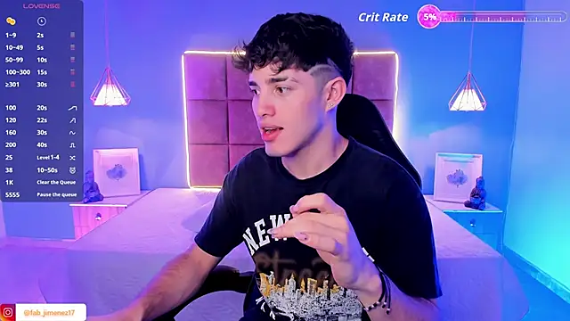 Snapshot of AlejooTwink chatting on February 17, 2026, 1:14 am AlejooTwink online show from February 17, 2026, 1:14 am