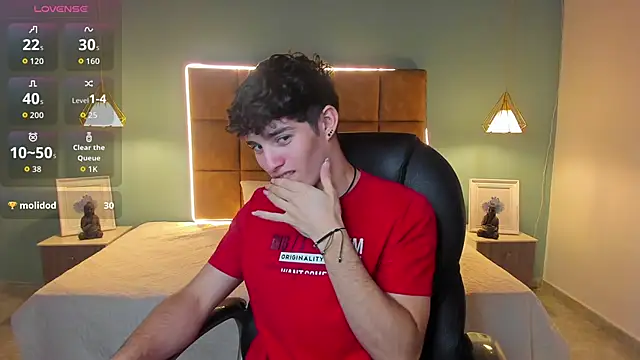 AlejooTwink online show from November 9, 2025, 2:26 am