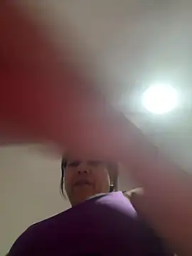 siri duque online show from November 10, 2025, 11:32 pm