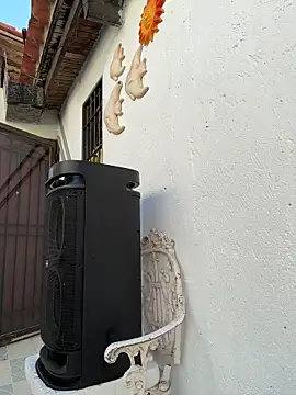 Leo bunny hot online show from October 25, 2025, 8:20 pm