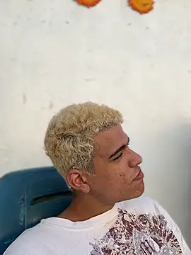 Leo bunny hot online show from March 15, 2026, 9:22 pm