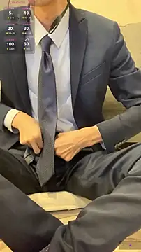 kimkim123123 online show from December 4, 2025, 10:25 am