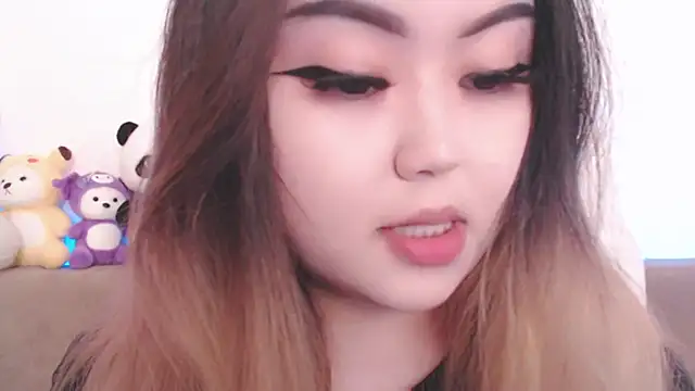 Snapshot of amelia_sunlight chatting on May 4, 2026, 5:49 pm amelia sunlight online show from May 4, 2026, 5:49 pm
