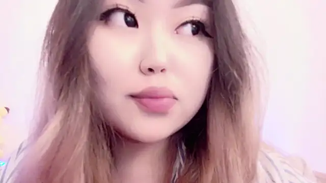 Snapshot of amelia_sunlight chatting on March 26, 2026, 4:49 pm amelia sunlight online show from March 26, 2026, 4:49 pm