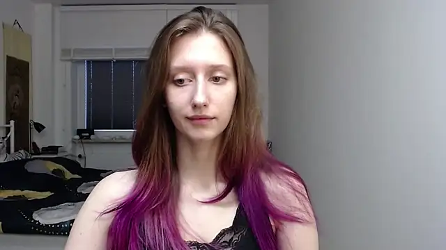 LUNA delight online show from November 3, 2025, 6:51 am