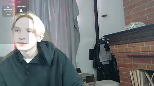 Snapshot of Ron_Vils chatting on February 16, 2025, 6:43 am Ron Vils online show from February 16, 2025, 6:43 am