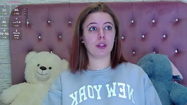 SophiaStarr online show from December 16, 2025, 8:46 pm