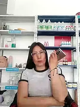 Snapshot of Megan_jennerr chatting on March 3, 2025, 2:39 pm Megan jennerr online show from March 3, 2025, 2:39 pm