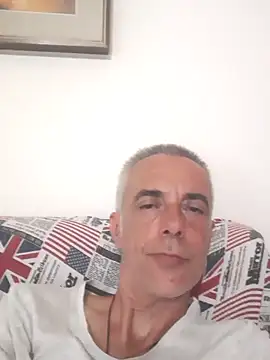 Snapshot of lombardodop73 chatting on June 9, 2026, 8:54 pm lombardodop73 online show from June 9, 2026, 8:54 pm