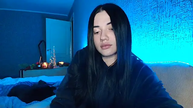 Liana diva online show from December 3, 2025, 8:30 pm