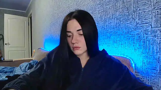 Liana diva online show from November 21, 2025, 8:30 pm