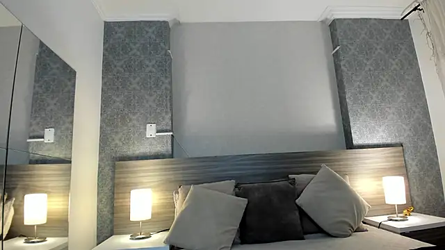 Snapshot of Mistyca chatting on October 18, 2025, 10:39 am Mistyca online show from October 18, 2025, 10:39 am