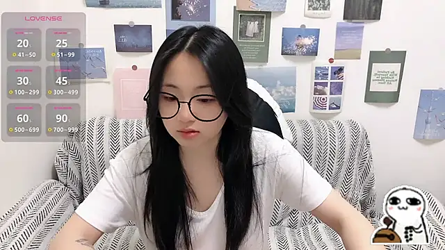 LiLiYbaby online show from March 24, 2026, 6:24 am