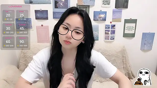 LiLiYbaby online show from February 11, 2026, 6:13 am