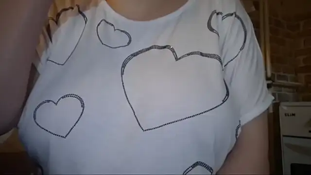 AalinnaK online show from January 5, 2026, 10:02 pm