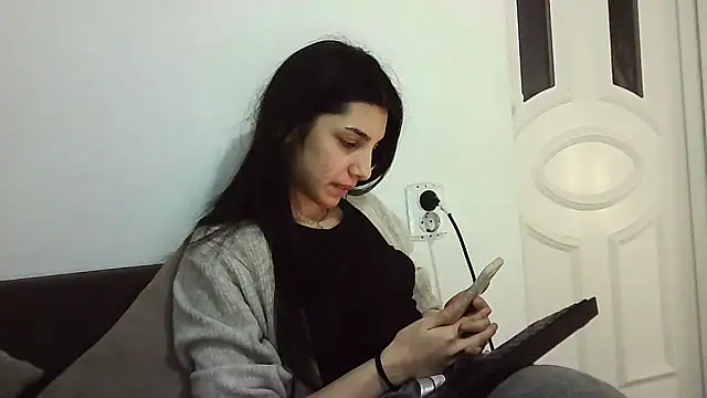 Snapshot of Ahotkittyxxx chatting on January 23, 2025, 1:02 pm Ahotkittyxxx online show from January 23, 2025, 1:02 pm