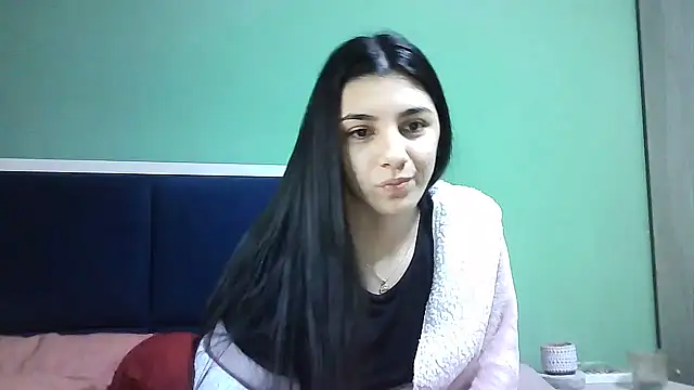Snapshot of Ahotkittyxxx chatting on December 30, 2024, 7:59 am Ahotkittyxxx online show from December 30, 2024, 7:59 am
