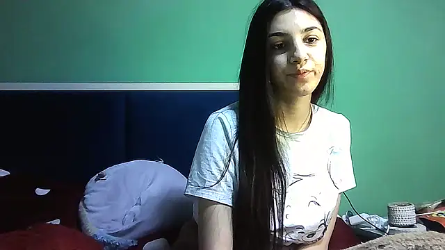 Snapshot of Ahotkittyxxx chatting on December 28, 2024, 7:55 am Ahotkittyxxx online show from December 28, 2024, 7:55 am