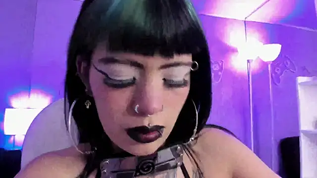 AuroraDiaz online show from March 7, 2026, 12:32 pm