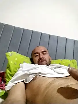 jota123345 online show from April 15, 2026, 7:14 am