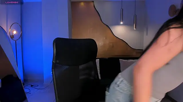 Snapshot of AlanaCraft chatting on January 15, 2026, 11:57 am AlanaCraft online show from January 15, 2026, 11:57 am