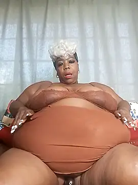 BustyWendyXXX47 online show from November 11, 2025, 1:39 pm