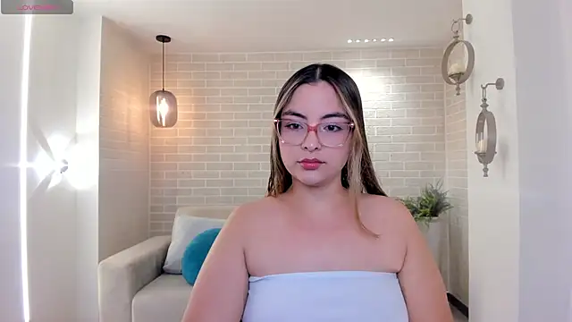 AllisonRogersX online show from May 12, 2026, 11:16 am
