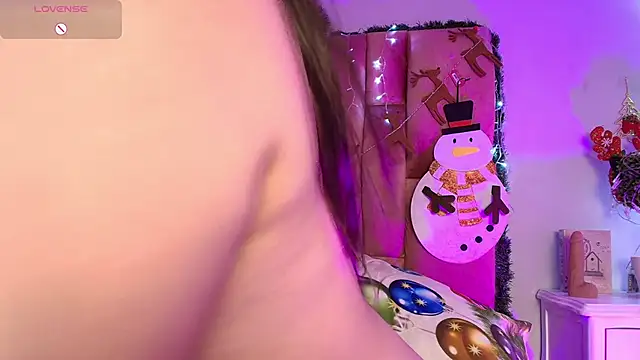 SweetBonniie online show from November 25, 2025, 11:59 pm