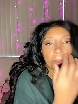 BaileyBaird online show from February 21, 2025, 11:32 pm