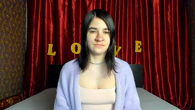 Snapshot of _Polly_Love_ chatting on February 6, 2026, 7:26 am Polly Love online show from February 6, 2026, 7:26 am