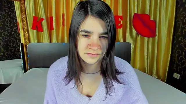 Snapshot of _Polly_Love_ chatting on February 11, 2026, 6:57 am Polly Love online show from February 11, 2026, 6:57 am