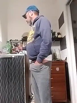 affascino online show from April 15, 2026, 6:41 am