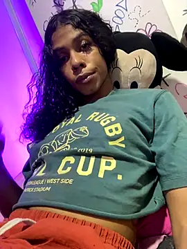 bloom444 online show from November 3, 2025, 2:50 am