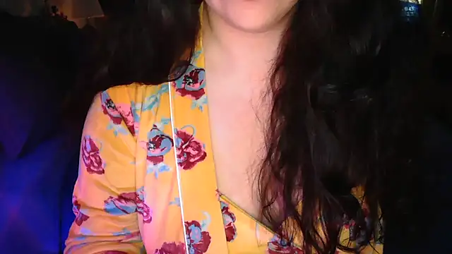 Snapshot of CronacaErotica chatting on February 7, 2025, 11:45 pm CronacaErotica online show from February 7, 2025, 11:45 pm