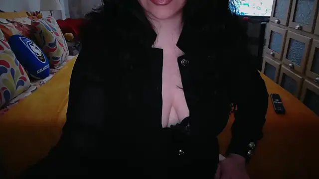 Snapshot of CronacaErotica chatting on May 14, 2026, 12:46 pm CronacaErotica online show from May 14, 2026, 12:46 pm