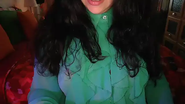 Snapshot of CronacaErotica chatting on January 16, 2025, 2:51 pm CronacaErotica online show from January 16, 2025, 2:51 pm